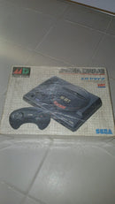 Console Mega Drive - Versao Japonesa / Asiatica 16-BIT com Caixa